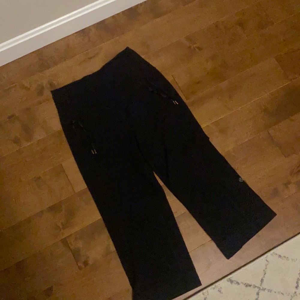 Flare capri